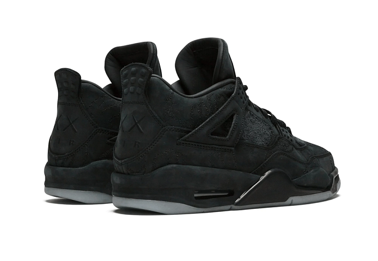 Nike Air Jordan 4 Retro Kaws Black