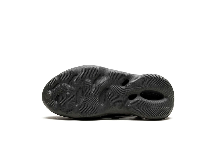 Yeezy Foam RNNR Carbon Kids