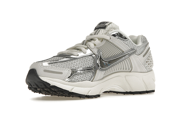 Nike Zoom Vomero 5 Photon Dust Metallic Silver (W)