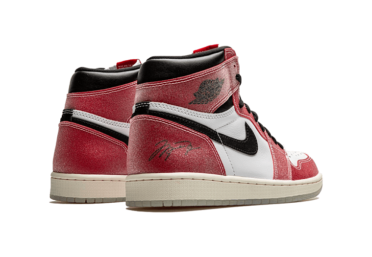 Nike Air Jordan 1 Retro High Trophy Room Chicago