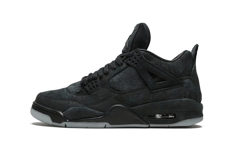 Nike Air Jordan 4 Retro Kaws Black
