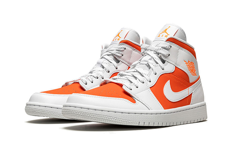 Nike Air Jordan 1 Mid SE Bright Citrus (W)