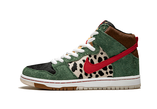 Nike SB Dunk High Dog Walker
