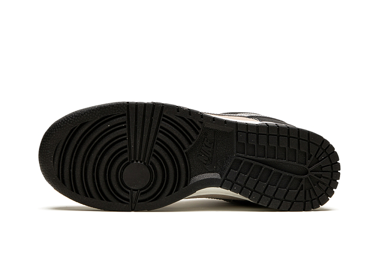 Nike Dunk Low Starry Laces (W)
