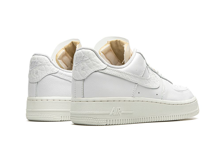 Nike Air Force 1 Low 07 LX Bling (W)