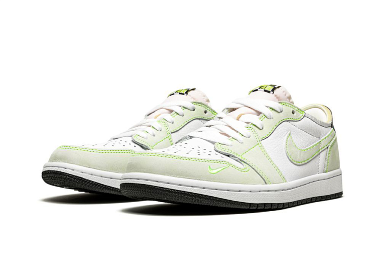 Nike Air Jordan 1 Low White Ghost Green Black