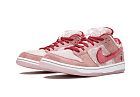 Nike SB Dunk Low StrangeLove Skateboards