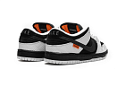 Nike SB Dunk Low x TIGHTBOOTH