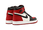 Nike Air Jordan 1 Retro High Bred Toe