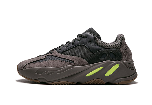 Yeezy 700 Mauve