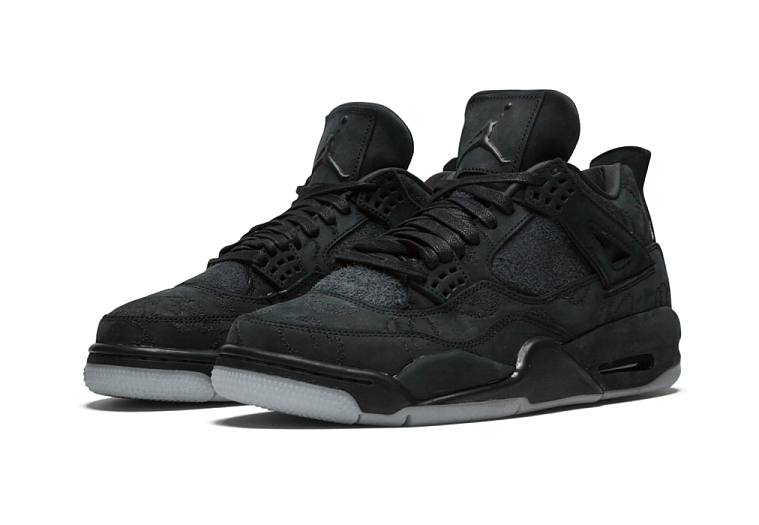 Nike Air Jordan 4 Retro Kaws Black