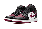 Nike Air Jordan 1 Mid Bred Toe Kids